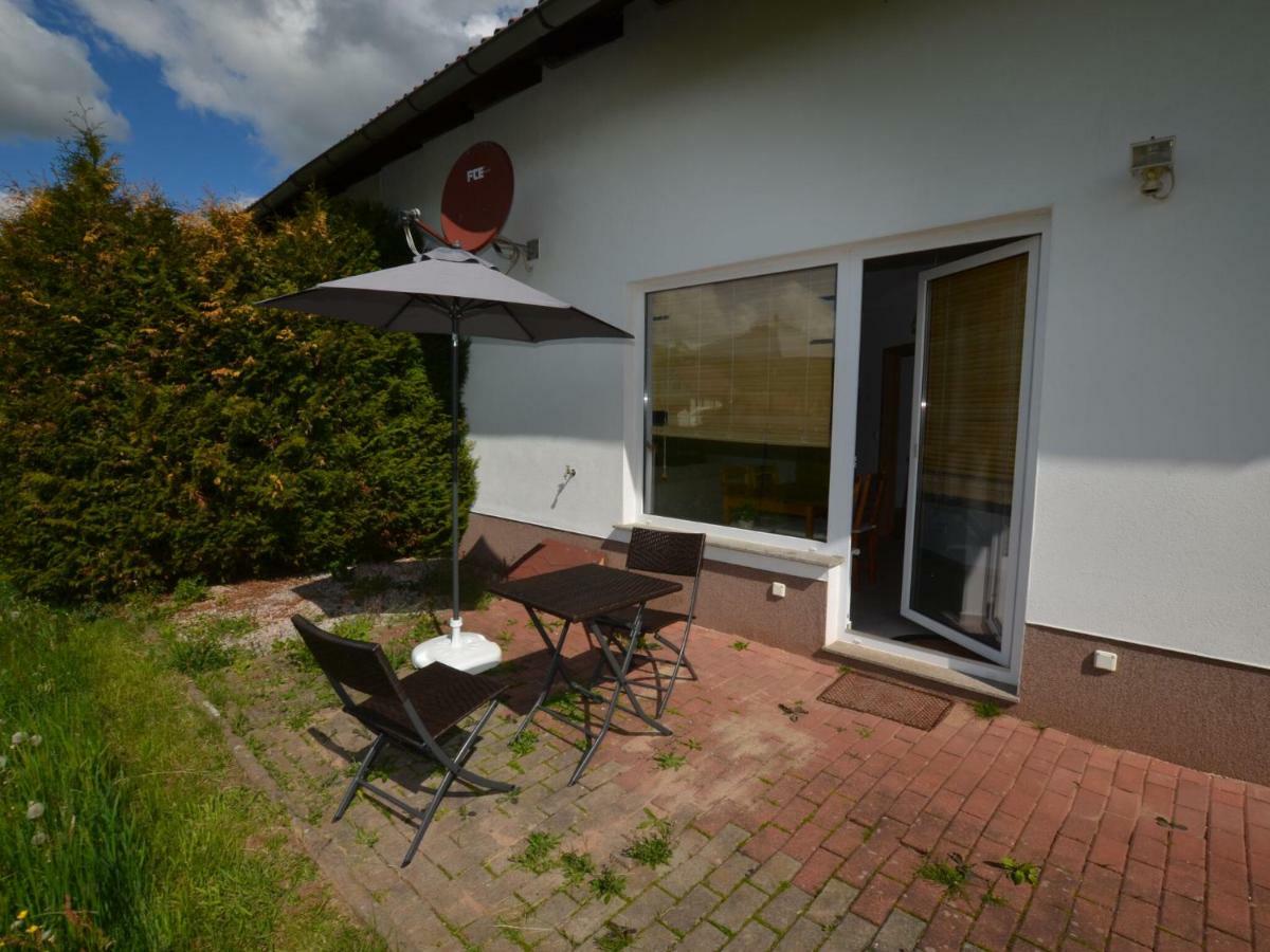 Apartment In Bohemian With Private Terrace Dolni Lanov Exterior foto